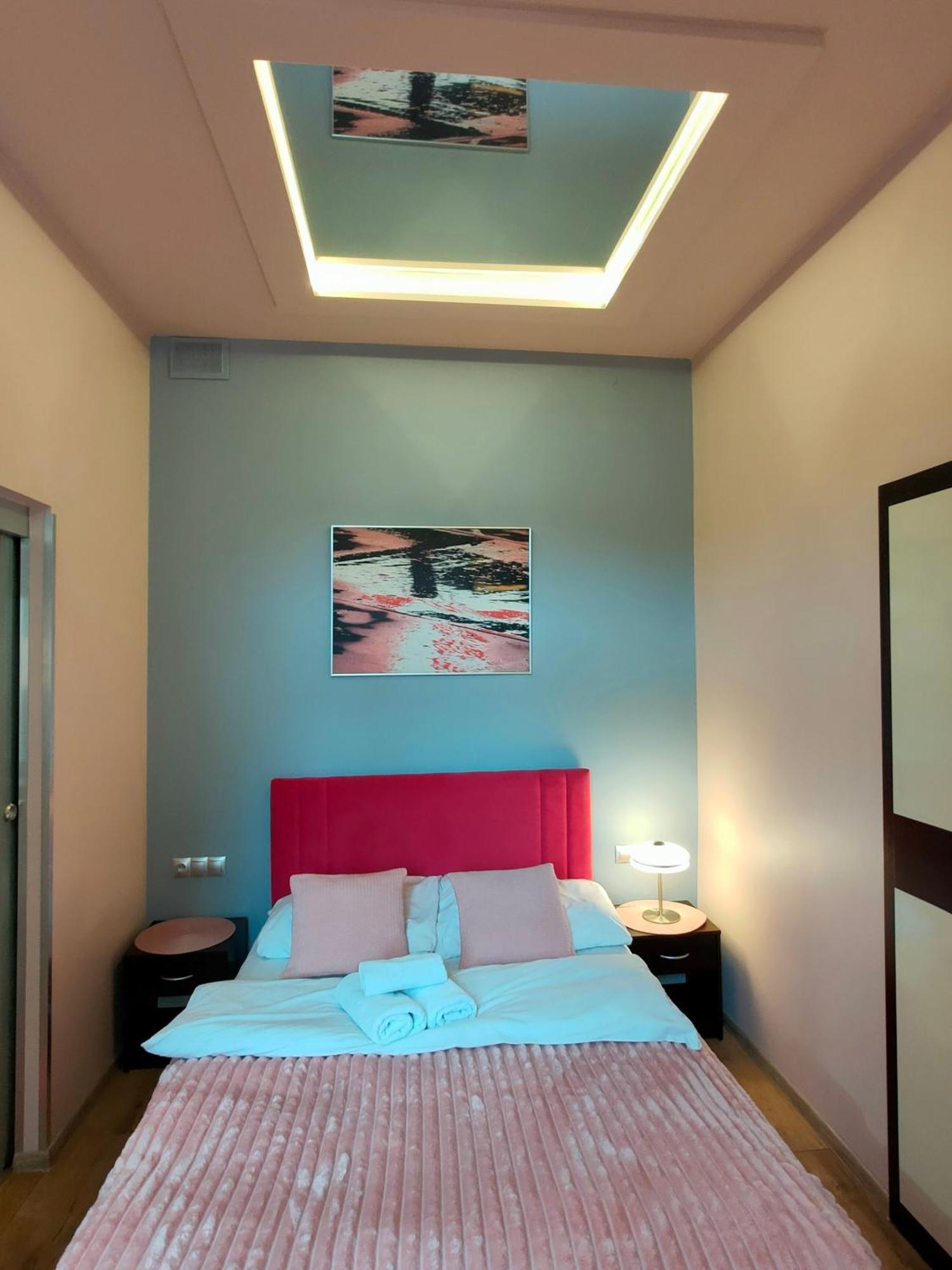 Mirror Pink Studio Apartment Krakow Dış mekan fotoğraf